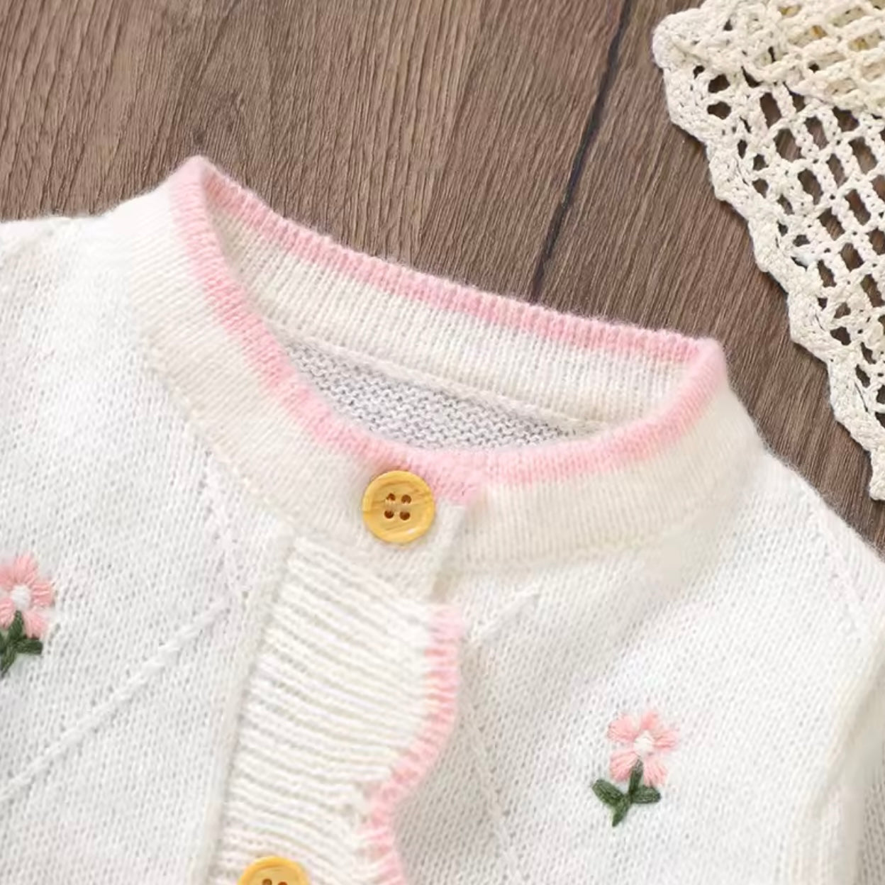 KNITTED FLORAL WHITE ROMPER